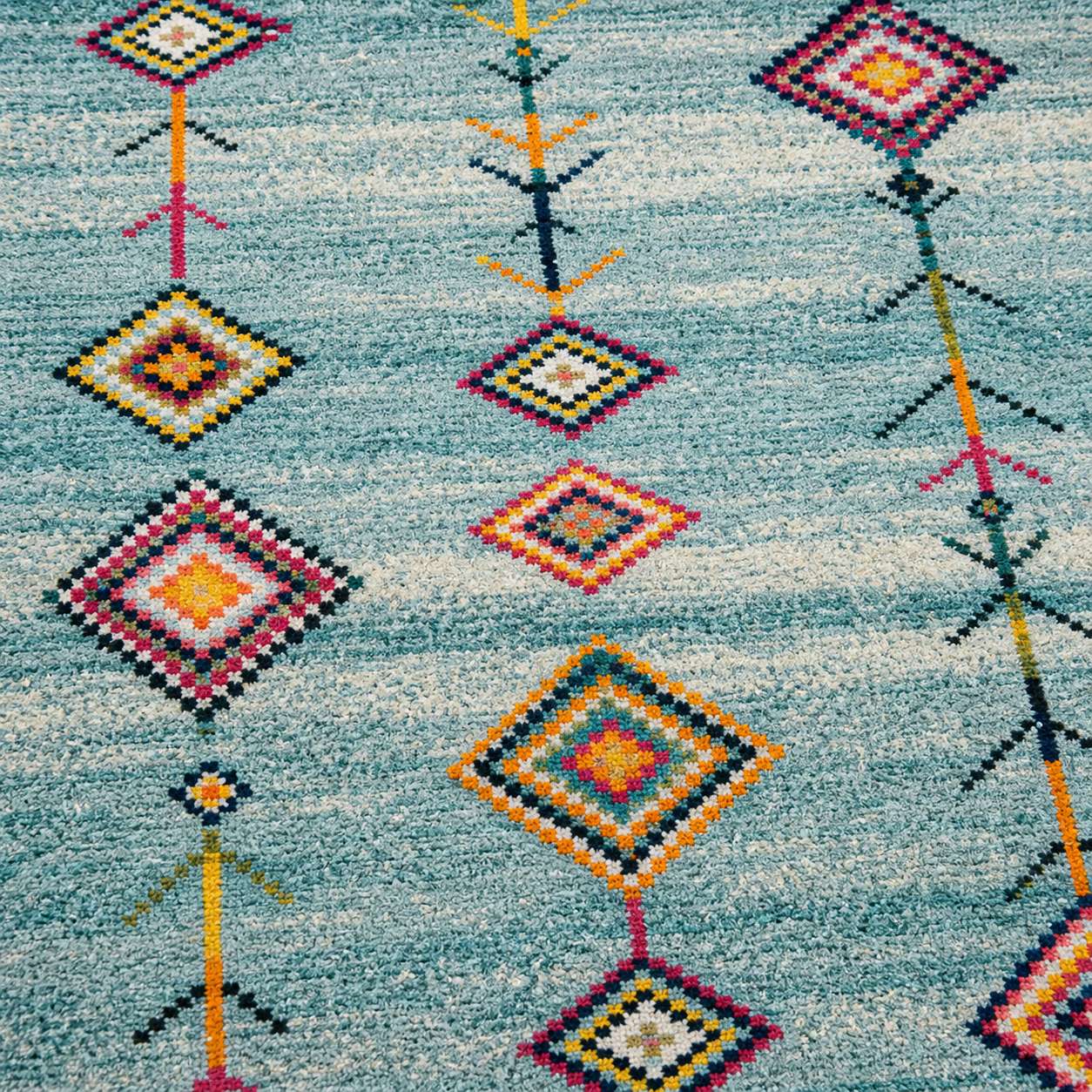 Tapis Berbère Azilal – Losanges Amazighs Multicolores Bleu